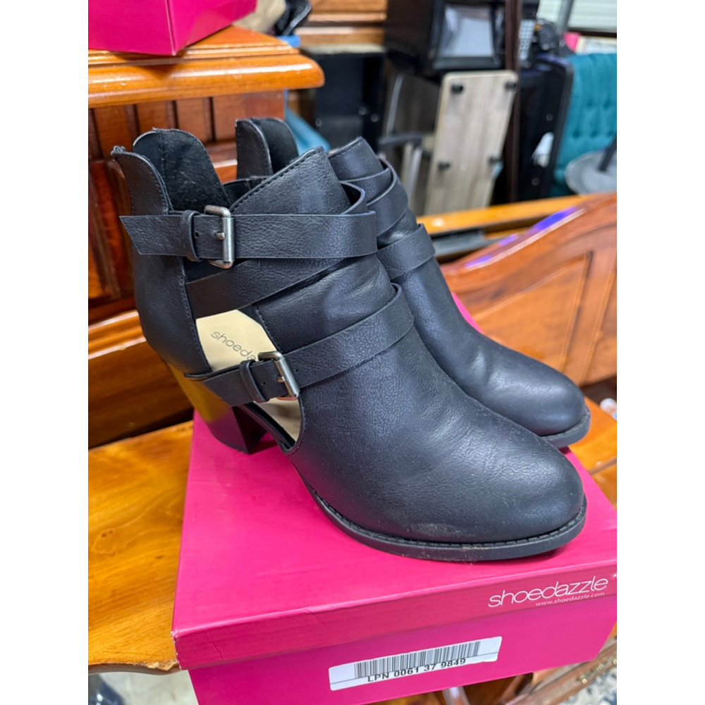 Women's Shoedazzle Black Buckle Strap Ankle Boots Size 10